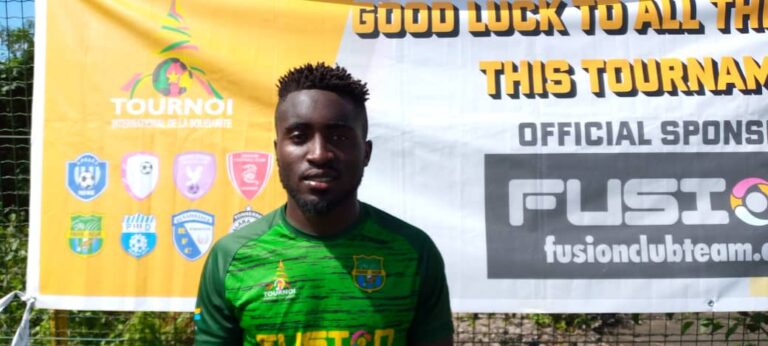 Hans Moussinga - Foot Azimuts