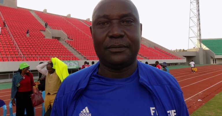 1dec389fcb3834dd3881054690254e 0a350 - Foot Azimuts