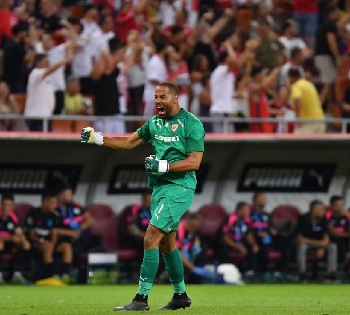 FB IMG 1755604489925 - Foot Azimuts