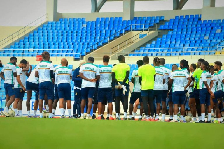 CDM 2026 (Q) : Marc Brys avec un effectif au complet pour défier le Cap-Vert 17 - Foot Azimuts Les Lions Indomptables a l'entrainement collectif de veille de match.