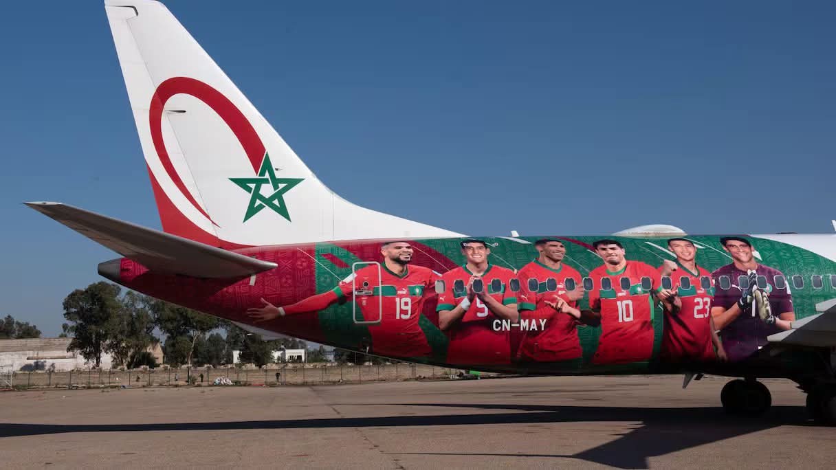 Royal Air Maroc dévoile une livrée spéciale en l’honneur des Lions de l’Atlas pour la CAN 2025