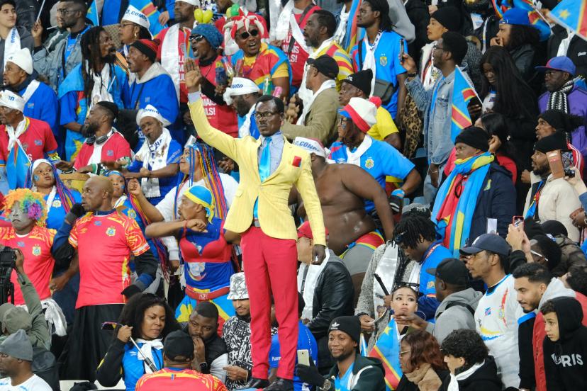 CAN 2025 : le supporter Lumumba qui fascine les tribunes