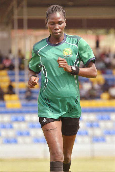 1000172107 - Foot Azimuts