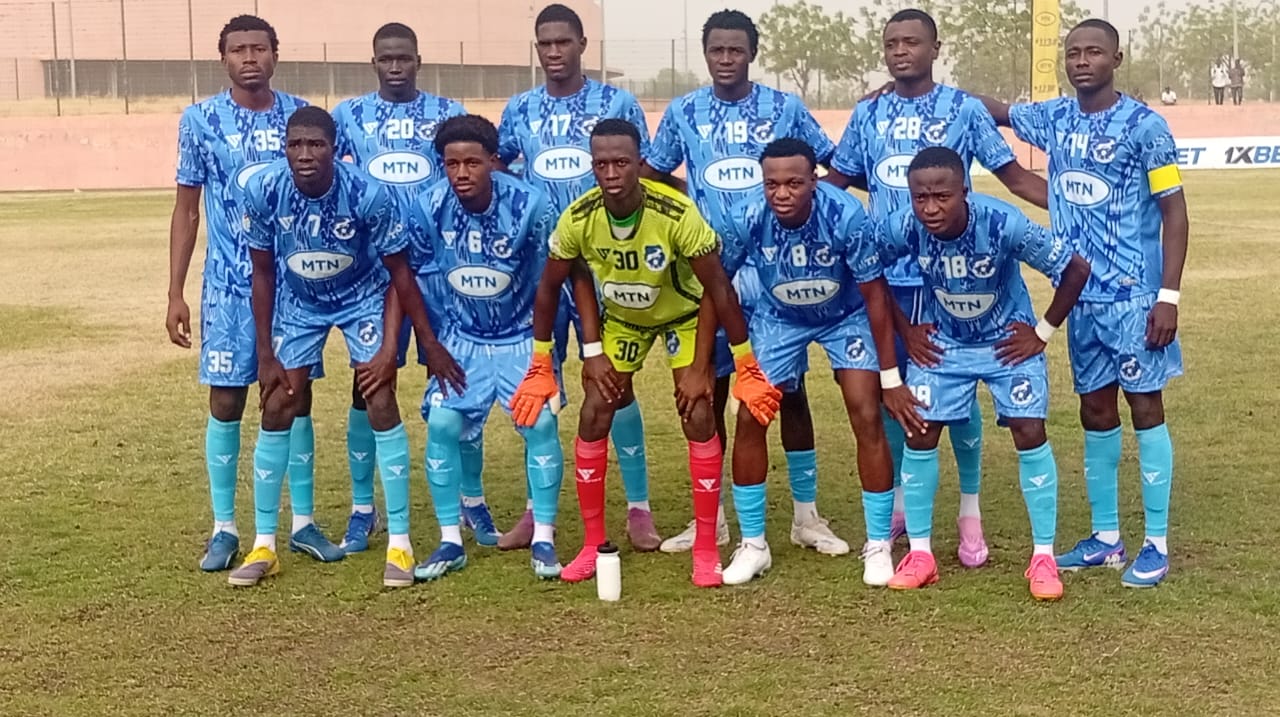 2f4f7e31 dd47 4395 89fb 956917d33a50 - Foot Azimuts