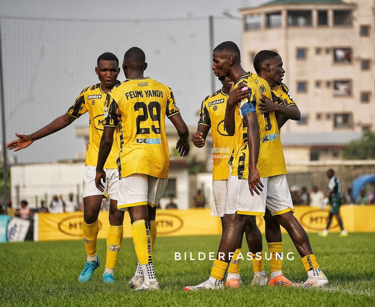 Dynamo de Douala vs Canon de Yaoundé au Stade Omnisports de Bépanda – MTN Élite One