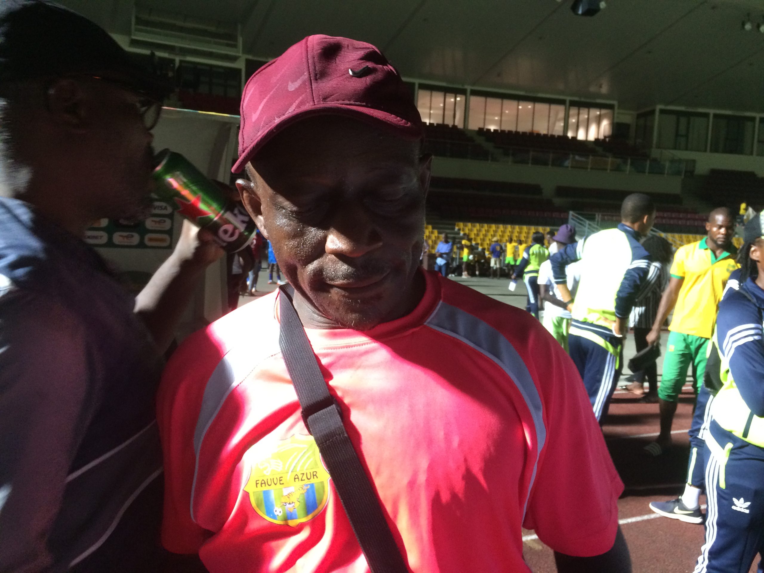 Theodore Ngatchou entraineur de Fauve Azur 1 scaled 1 - Foot Azimuts