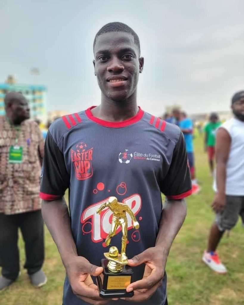 Bernard Nguene : «Mon objectif, c’est d’intégrer la sélection A» 5 - Foot Azimuts WhatsApp Image 2026 03 21 at 11.28.03 - Foot Azimuts